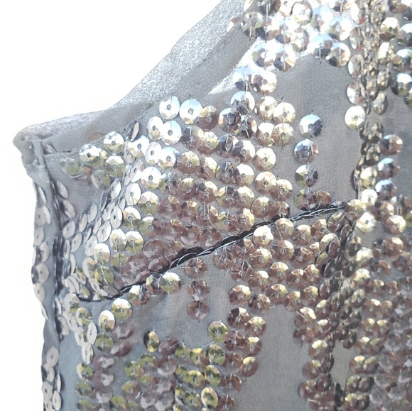 ♡3/$20 Black sheer and sequins crop tank - Picture 4 of 6